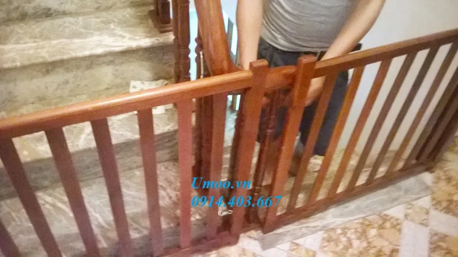 Thanh chắn cầu thang bằng gỗ 2 Thanh chắn cầu thang bằng gõ, thanh chắn cầu thang giá rẻ