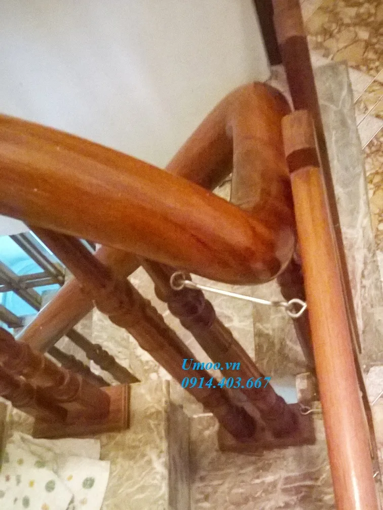 Thanh chắn cầu thang bằng gõ, thanh chắn cầu thang giá rẻ