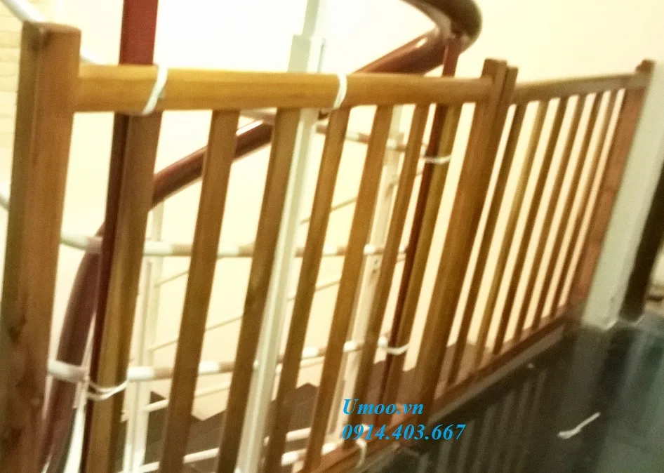 Thanh chắn cầu thang bằng gõ, thanh chắn cầu thang giá rẻ