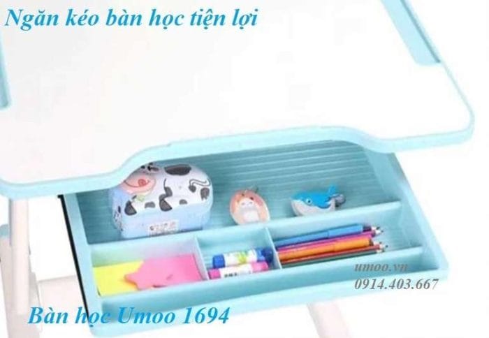 Bàn học cho bé Umoo UM1694