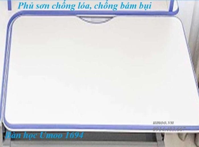 Bàn học cho bé Umoo UM1694